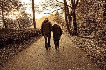 Slow walking in elderly linked to muscle loss 