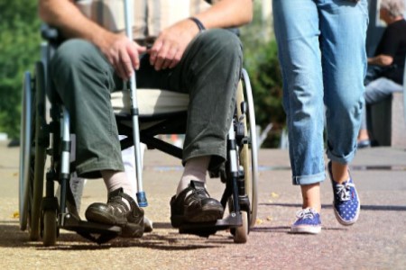 UK ‘should remove barriers between health and social care’