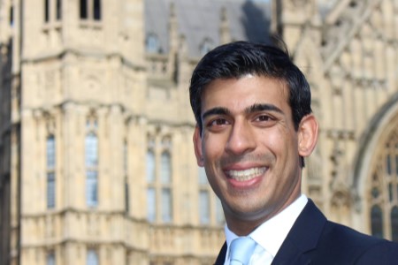 Lords committee urges Sunak to reform social care funding